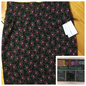 NWT Large Cassie Pencil Skirt